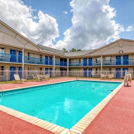 Oyo Hotel Baton Rouge Mid City Экстерьер фото