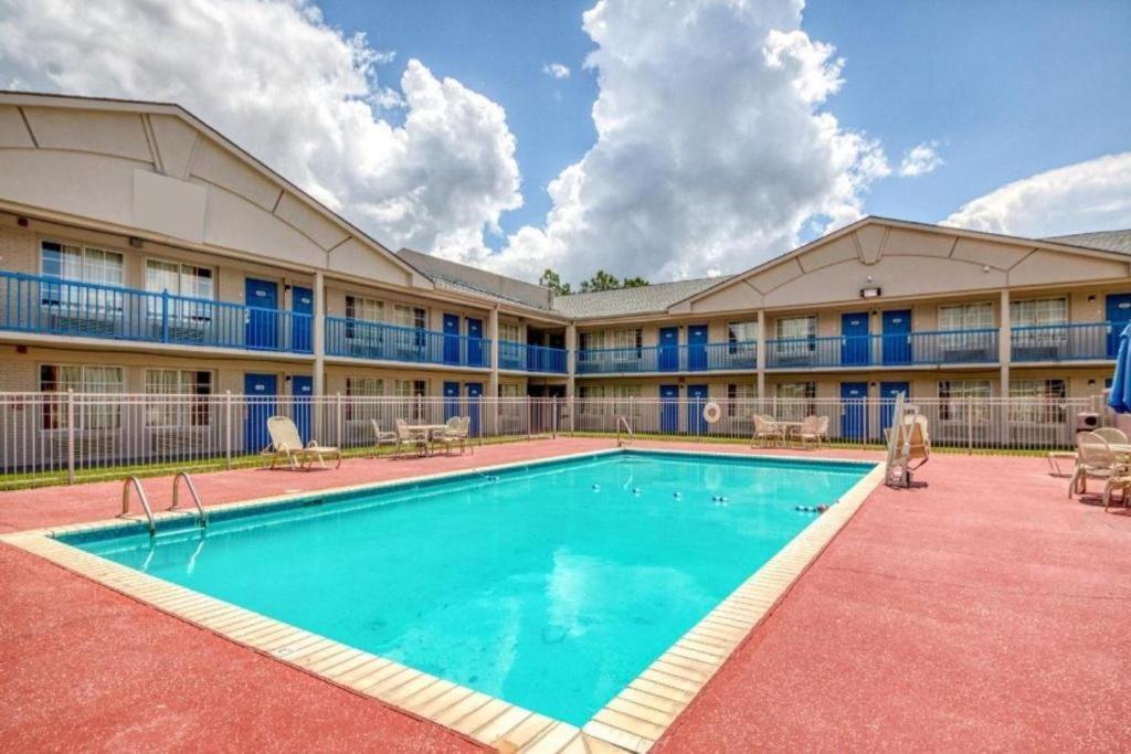 Oyo Hotel Baton Rouge Mid City Экстерьер фото