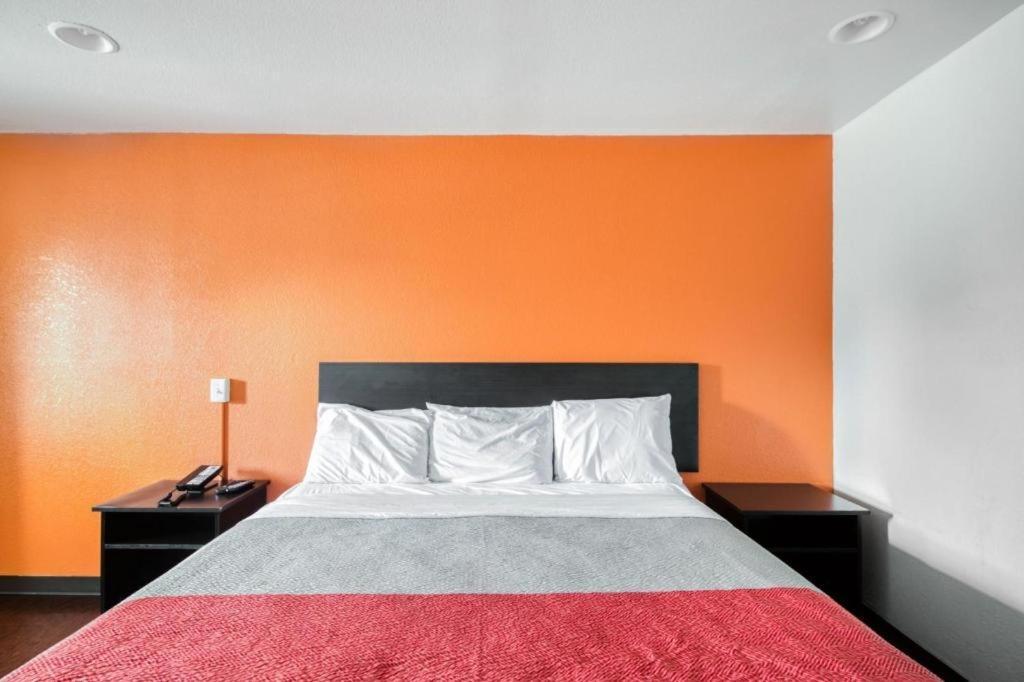 Oyo Hotel Baton Rouge Mid City Экстерьер фото