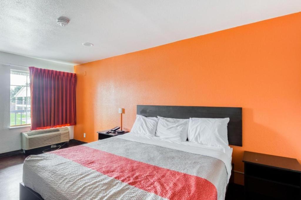 Oyo Hotel Baton Rouge Mid City Экстерьер фото