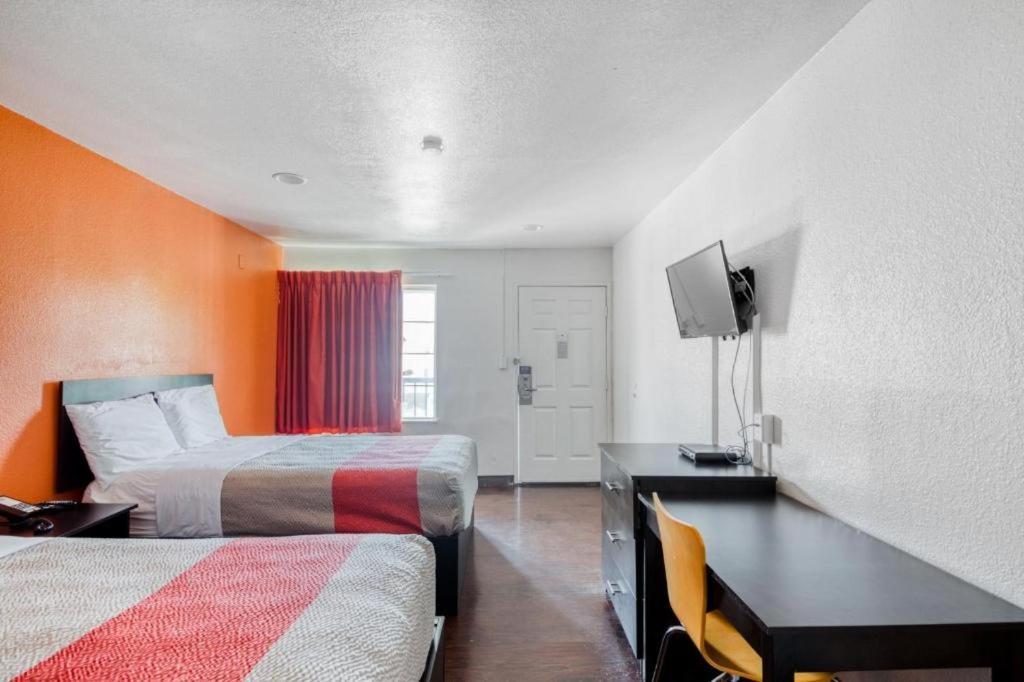 Oyo Hotel Baton Rouge Mid City Экстерьер фото